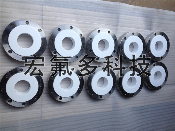 钢衬四氟管主要特性